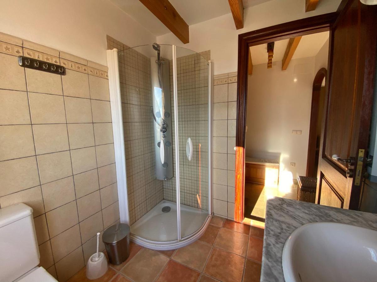 Casa en el centro de Pollensa, a 10 metros de la escalinata del calvario, para 6 personas, con wifi y A.C Exterior foto